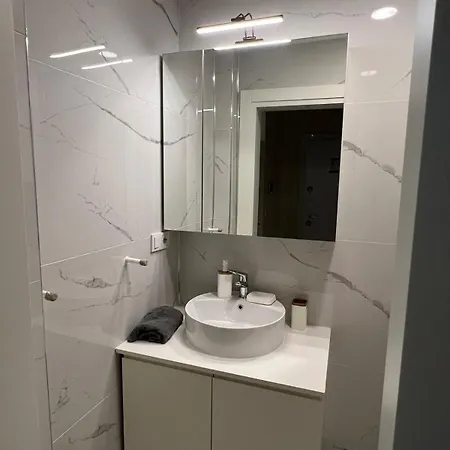 Villa Serentha 2 *