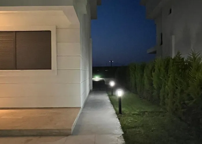 Serentha 2 Villa *